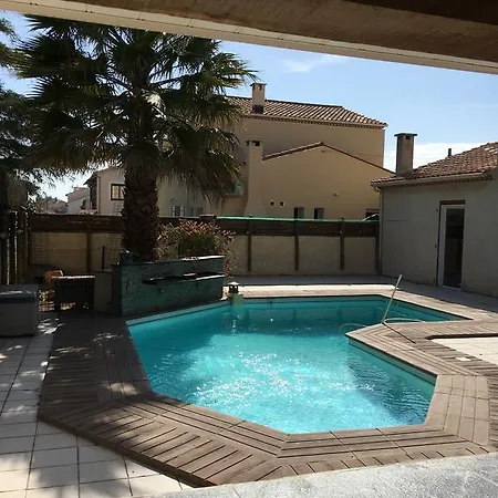 Avec Piscine Σπίτι διακοπών